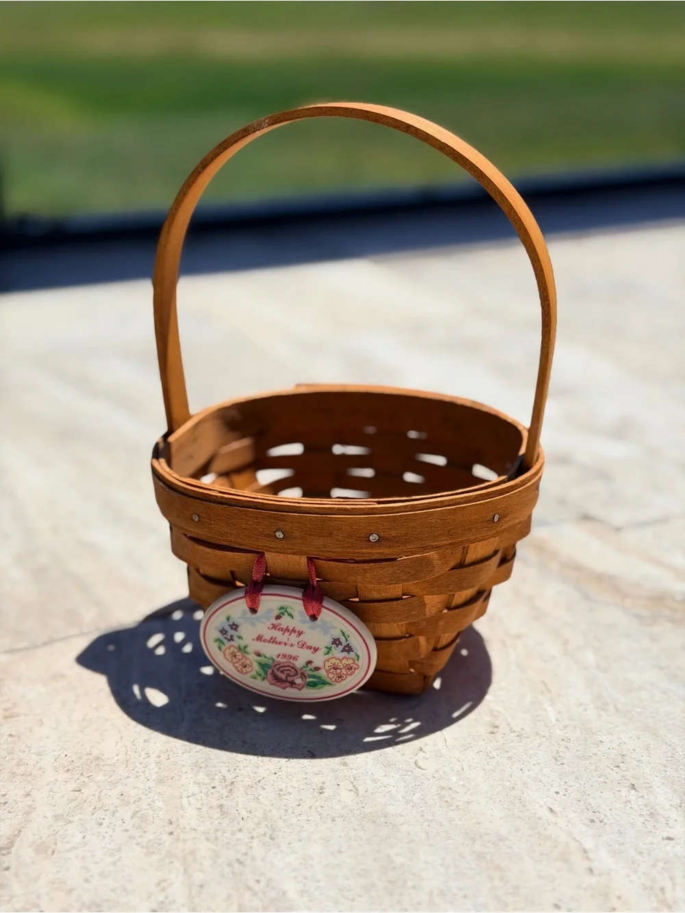 Longaberger 1998 Mothers Day Rings & Things Basket+Pottery Tie On